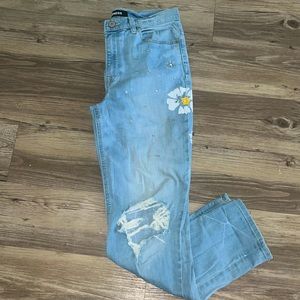 Express detailed jeans